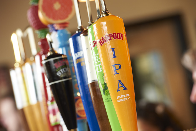 Mientras el mercado de la cerveza tradicional permanece estático en todo el mundo, la cerveza artesanal repunta con fuerza. Pero pasar a una producción de gran escala al tiempo que se mantiene la calidad es todo un reto.